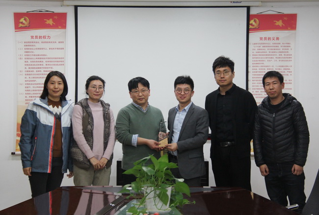 5e02fb0f40b28.jpg (外網(wǎng))20191224萬科領(lǐng)導(dǎo)來公司1.jpg